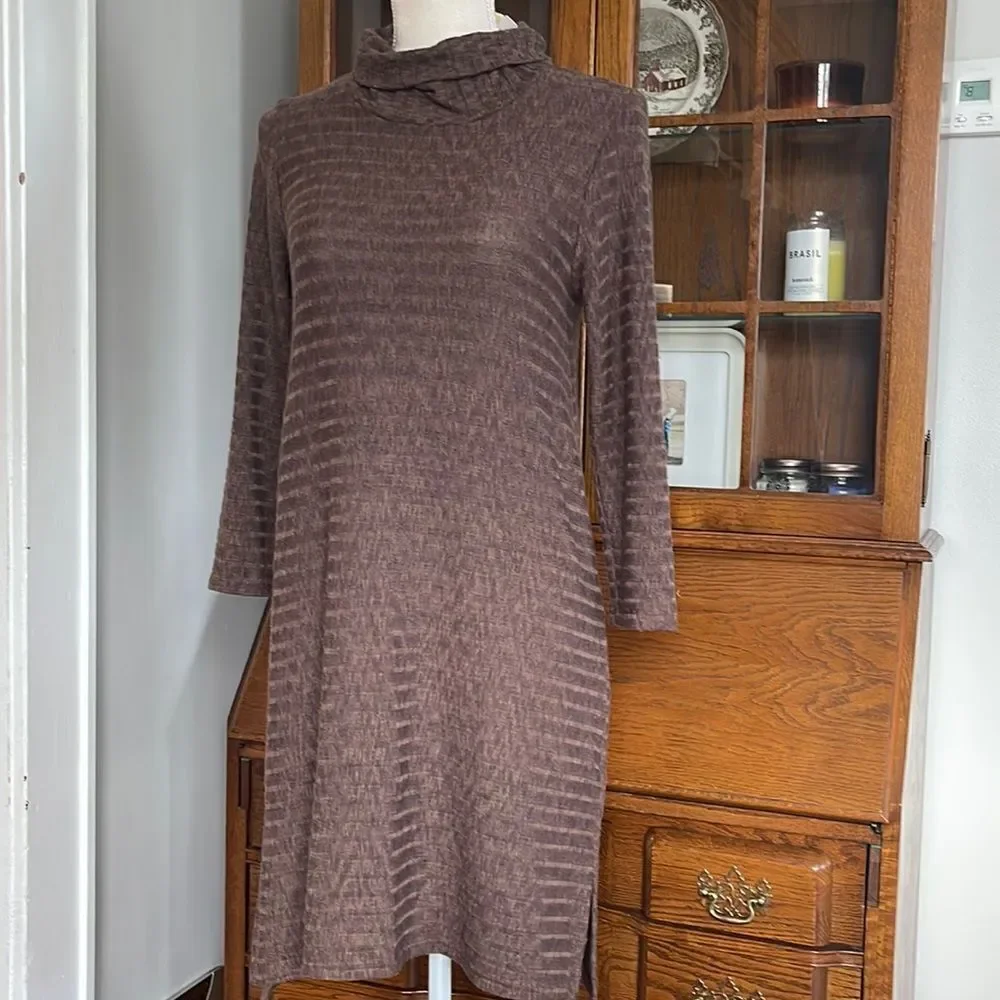 Anthropologie - Puella Naeve Dress Turtleneck Brown ribbed tunic 3/4 sleeve